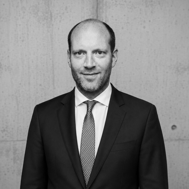 Oliver Rolofs, Government Relations